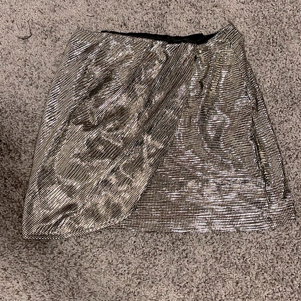 Metallic shine skirt